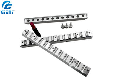 Ein guter Preis. Handbuch drei Stücke Lippenstift-Kugel-Form-lochende Aluminiumform-für Kosmetik Online