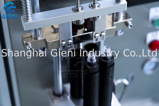 Doppeldüsen-Wimperntuschen-Lipgloss-Füllmaschine mit Behälter 20L