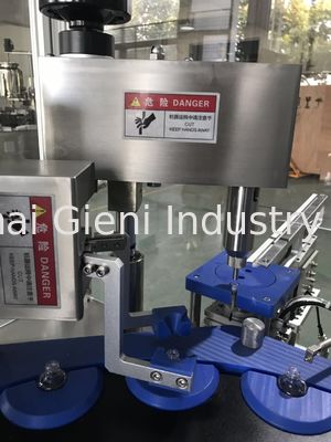 Maschine 45pcs/Min Nail Polish Filling Capping mit 2 Düsen