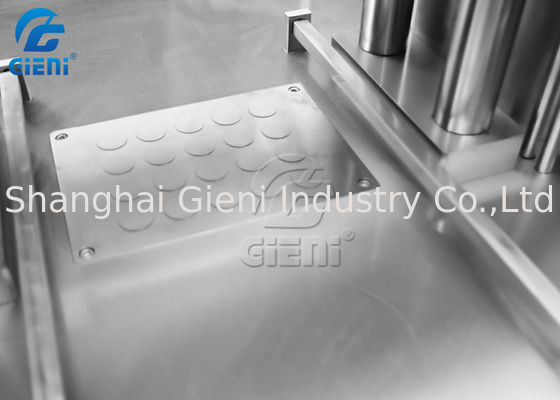 Photoelektrisches Rouge-kosmetische Pulver-Presse-Maschine