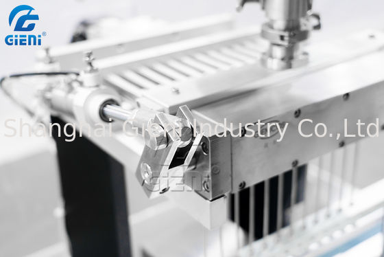 SUS304 12 versieht Hochgeschwindigkeitswimperntuschen-Füller-automatisches gefahren mit einer Düse