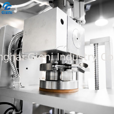 Pneumatische kosmetische halbautomatische Wimperntuschen-mit einer Kappe bedeckende Maschine der Füllmaschine-10ML